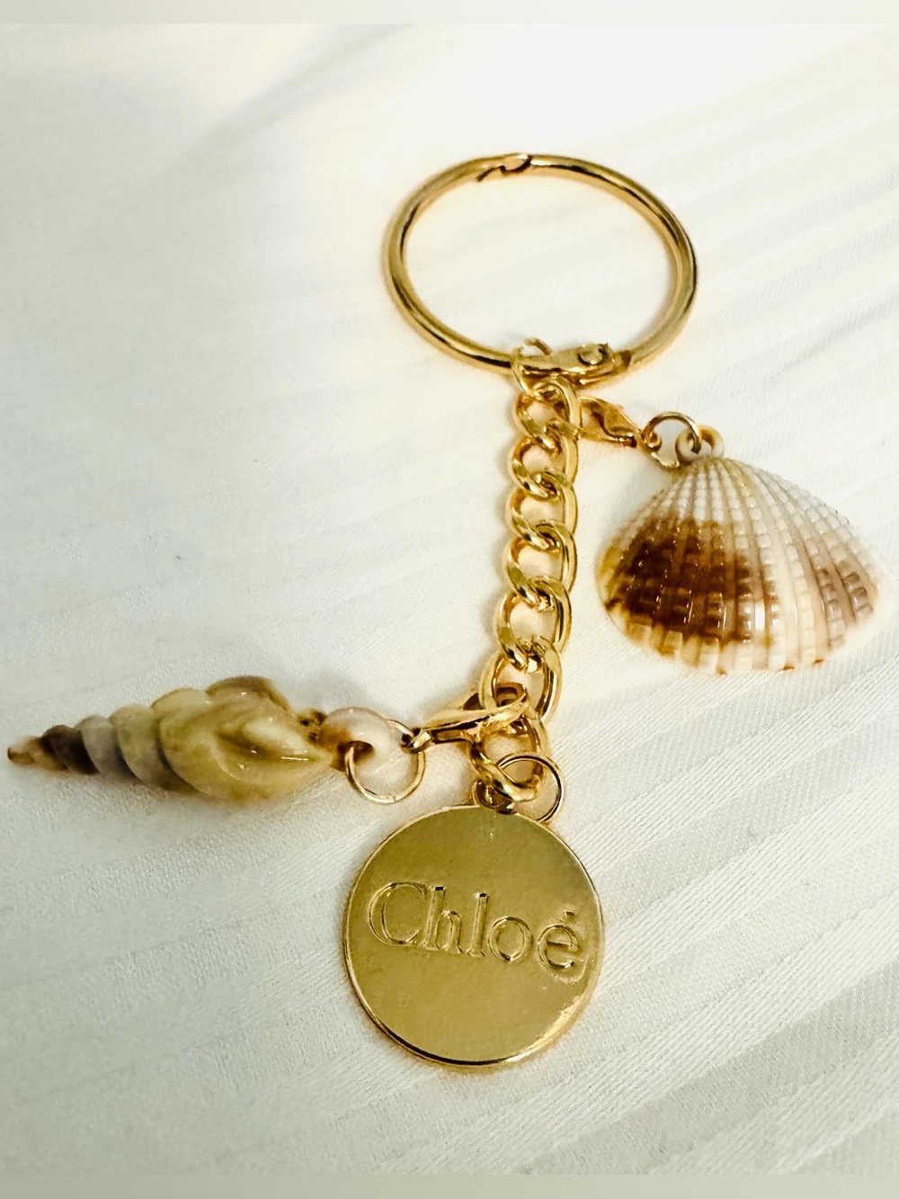 CHLOE’ ATELIER DES FLEURS, Seashell Charm for Bags or Keychain - Picture 3 of 3